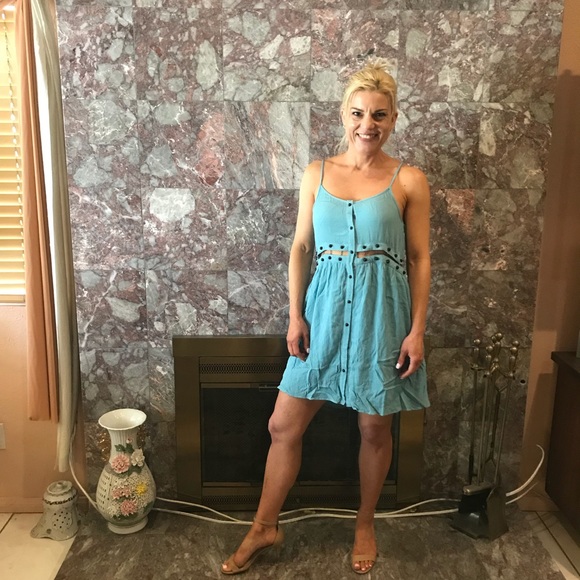 Be u dress 💜sale 💜 - Picture 5 of 8